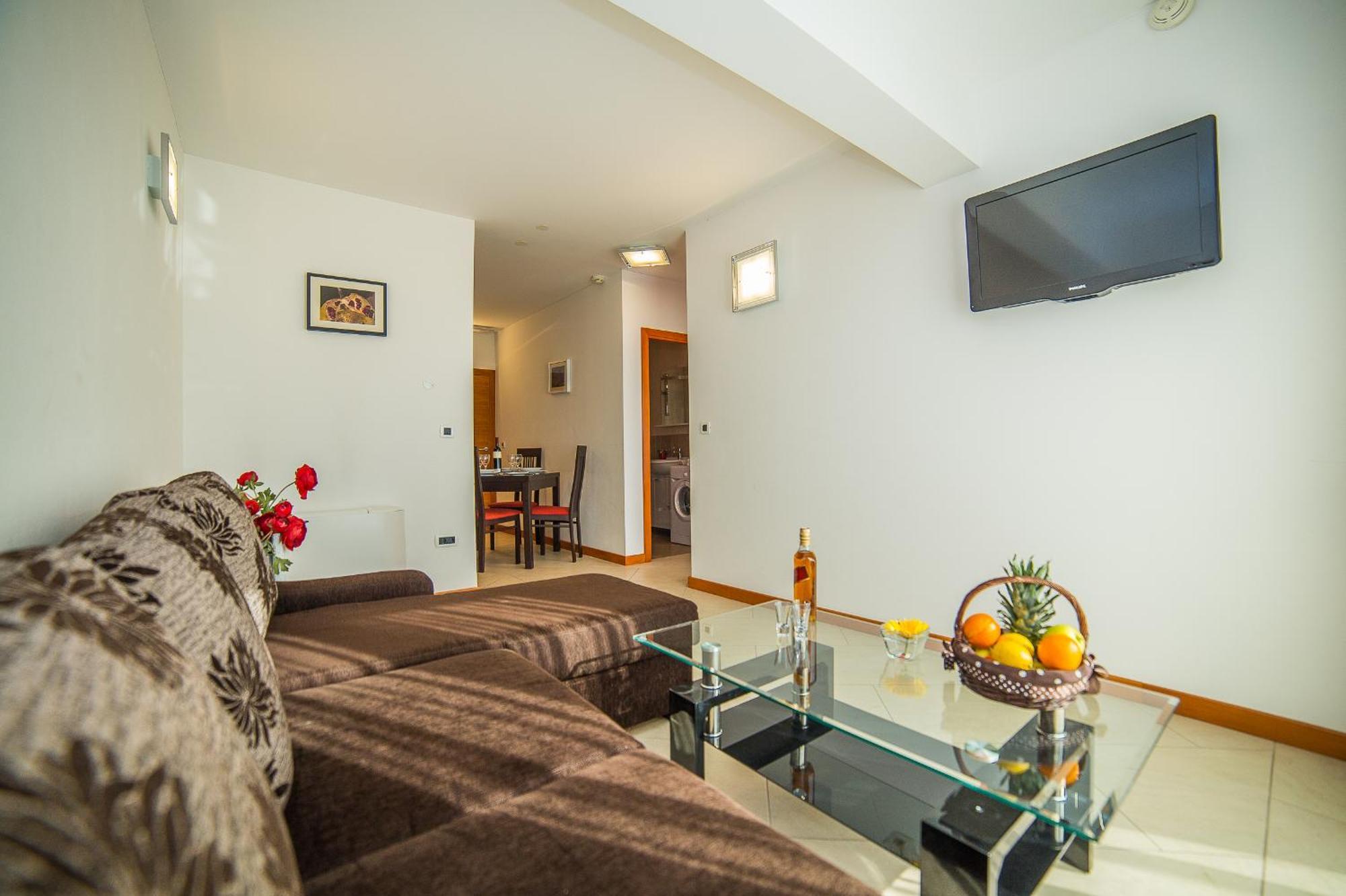 Apartments Milan Makarska Bilik gambar